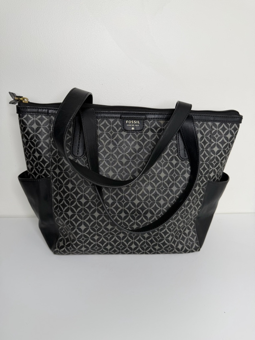 Fossil Sydney Shopper Tote Black Geometric Diamond Print SHB1302